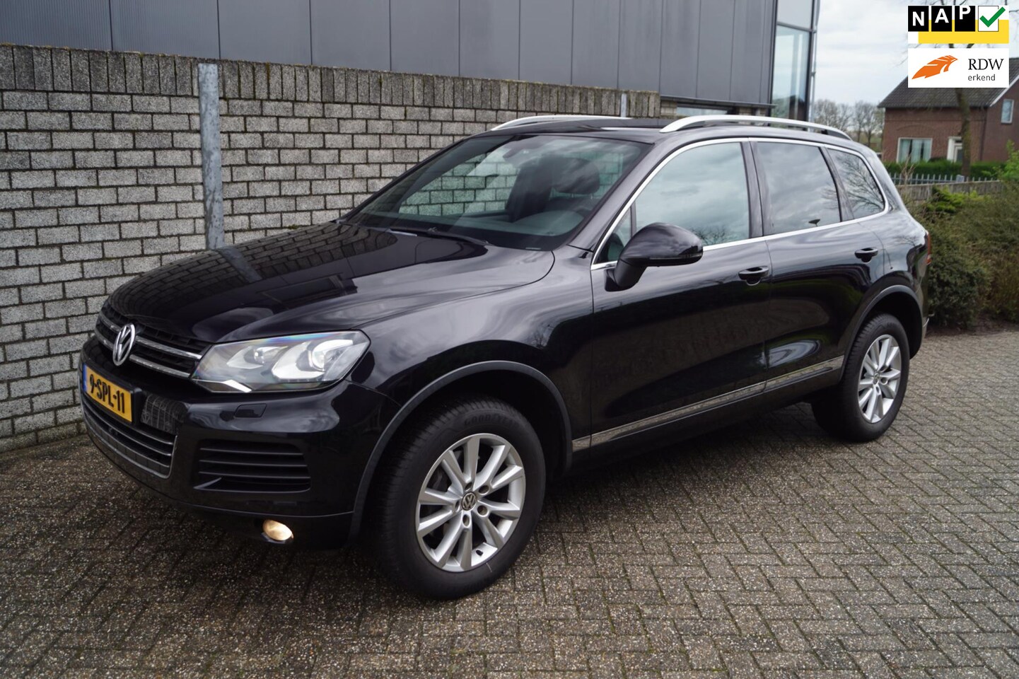 Volkswagen Touareg - 3.6 FSI Highline Exclusive 4WD Autom Leder Sportst Stoel/A Bank Verw Luchtv Navi Camera Cl - AutoWereld.nl