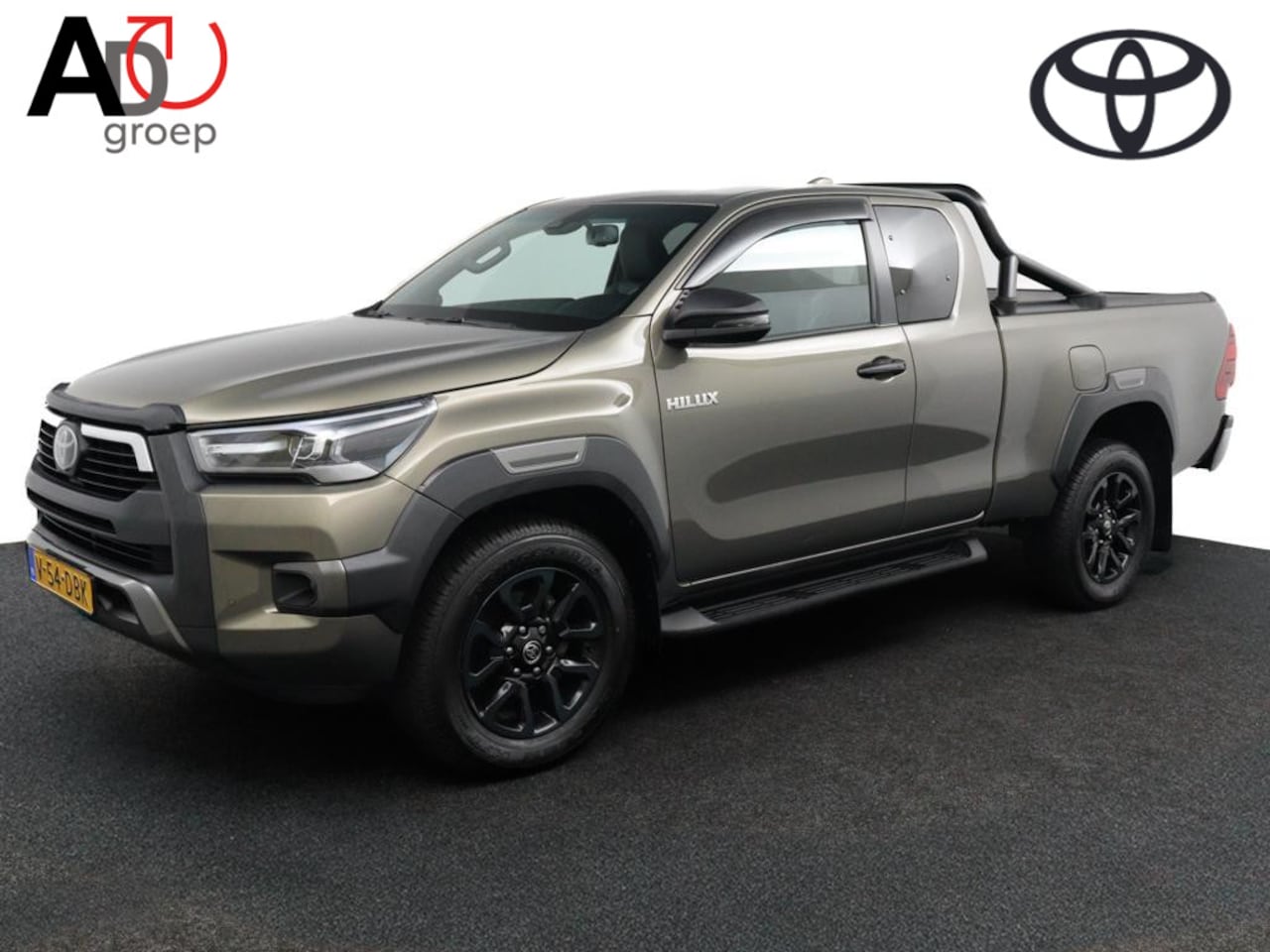 Toyota HiLux - 2.8 D-4D Xtra Cab Invincible | Automaat | Trekhaak | Leer | Parkeersensoren Rondom | Stoel - AutoWereld.nl