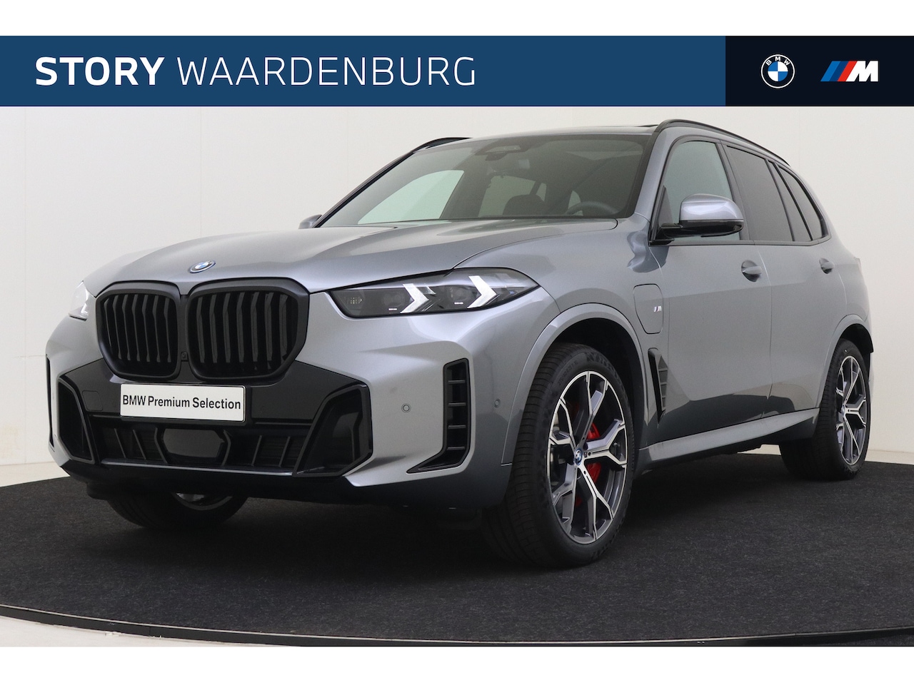 BMW X5 - xDrive50e High Executive M Sport Automaat / Panoramadak / Trekhaak / Parking Assistant Pro - AutoWereld.nl