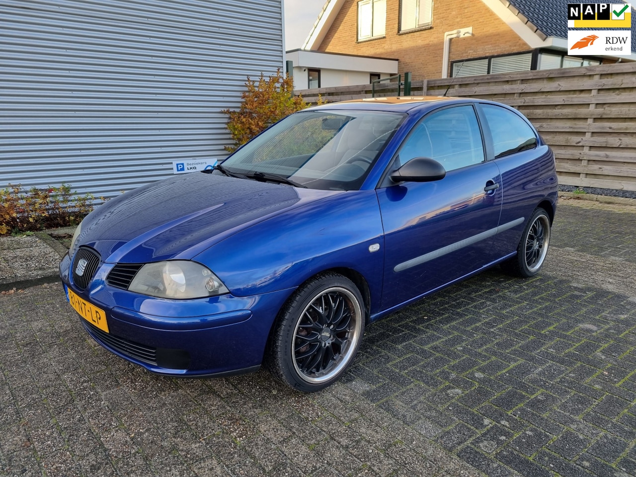 Seat Ibiza - 1.4-16V Stella 3-Drs Bj:2004 NAP! - AutoWereld.nl