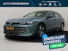 Volkswagen Passat Variant - 1.5 eTSI Business | Dodehoek detectie | 3-zone airco | Massagefunctie voorstoelen | Parkee