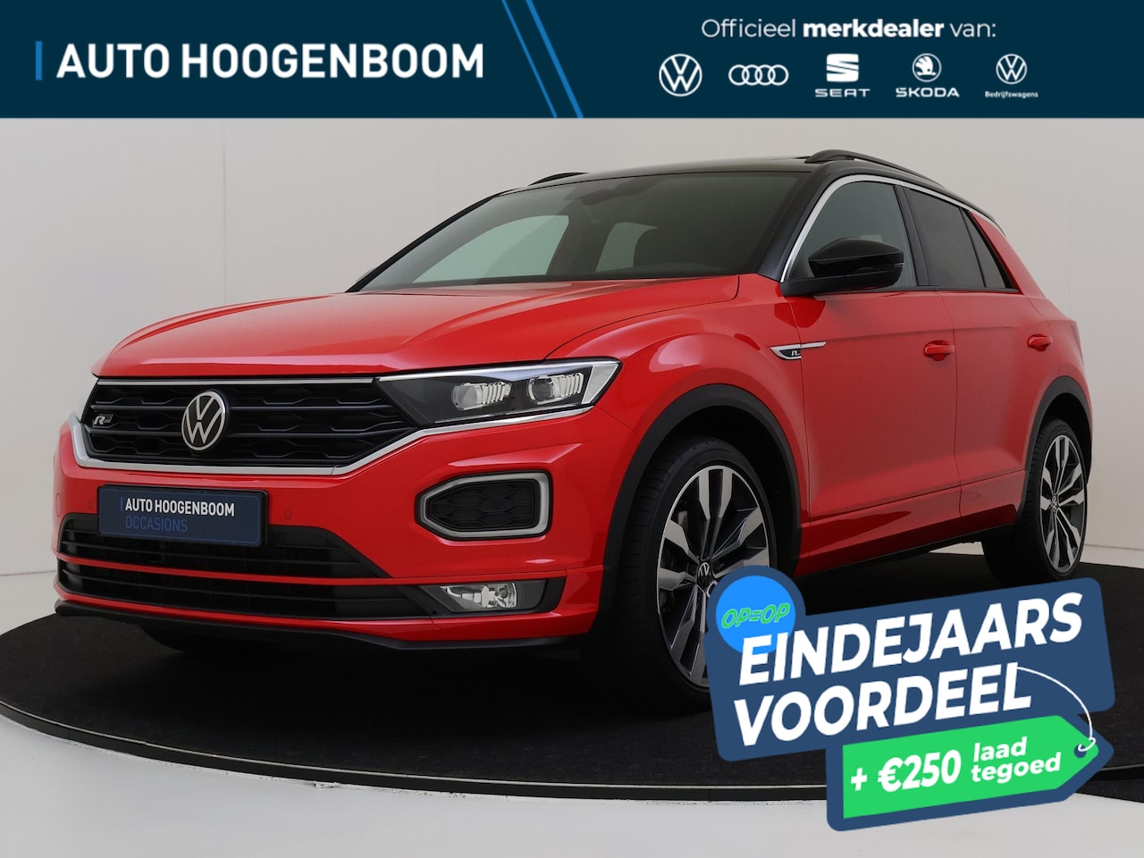 Volkswagen T-Roc - 1.5 TSI R-Line Business | Panoramadak | Trekhaak | Dodehoek detectie | Keyless | Stoel- en - AutoWereld.nl