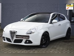 Alfa Romeo Giulietta - 1.4 Turbo Turismo Automaat, Leder, O.Z