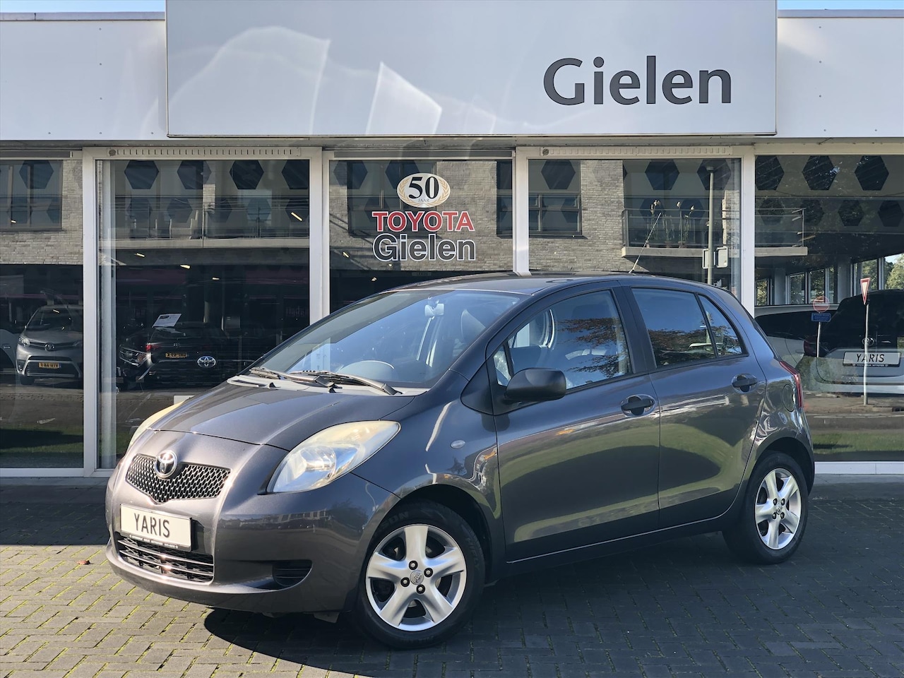 Toyota Yaris - 1.3 VVTI 5-DRS Sol | Airconditioning, Lichtmetalen velgen, Centrale deurvergrendeling, Ele - AutoWereld.nl