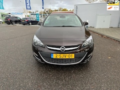 Opel Astra - 1.4 Turbo Cosmo