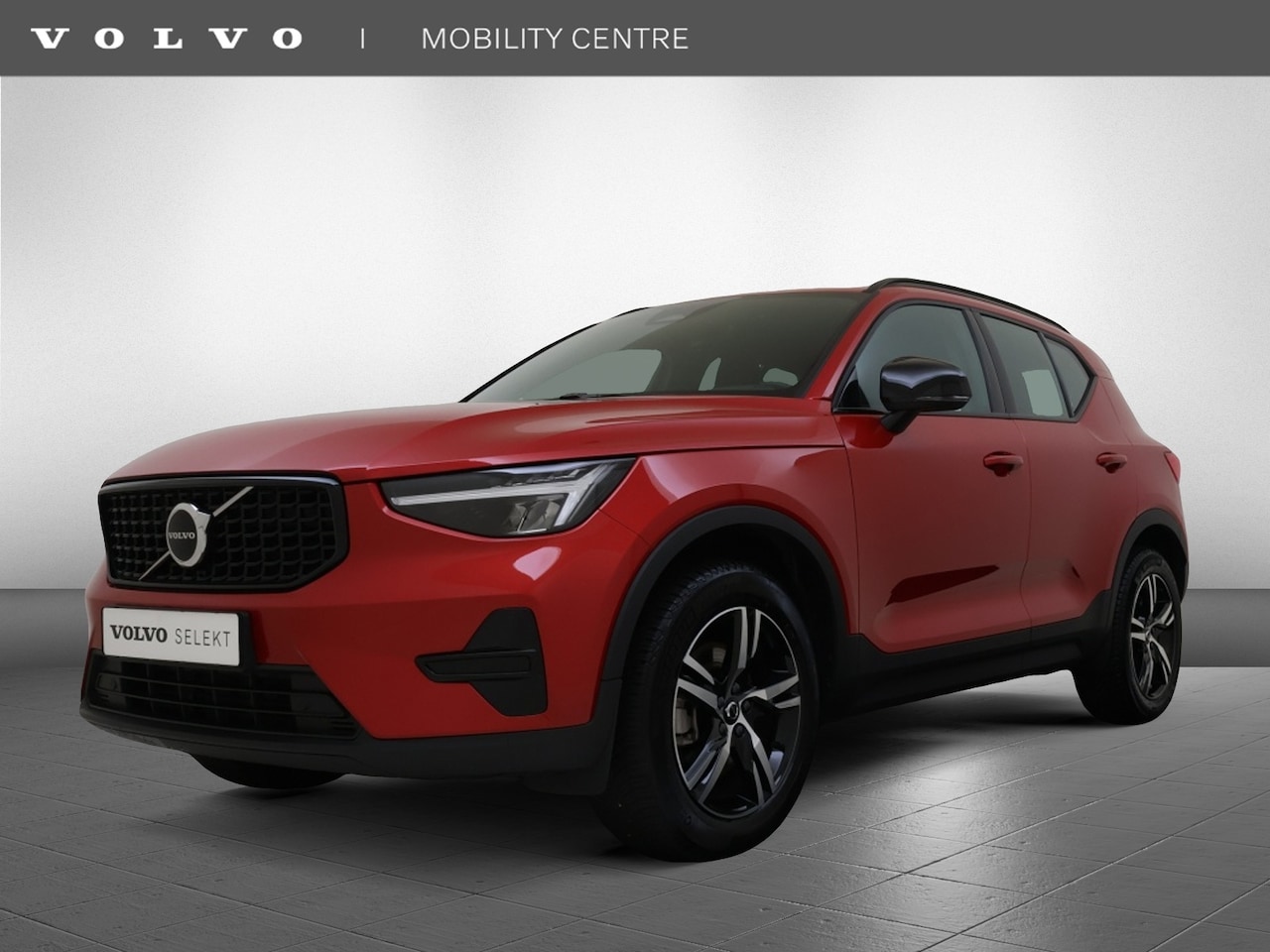 Volvo XC40 - B4 Plus Dark | Trekhaak | Harman Kardon | - AutoWereld.nl