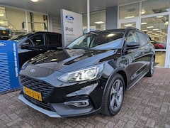 Ford Focus Wagon - 125pk EcoBoost Hybrid Active X Navi Camera Winter Parking pack Dode hoek Privacy glass Wag