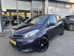 Toyota Yaris - 1.3 VVT-i Aspiration 2e Eigenaar Trekhaak LM Velgen Dealer Onderhouden