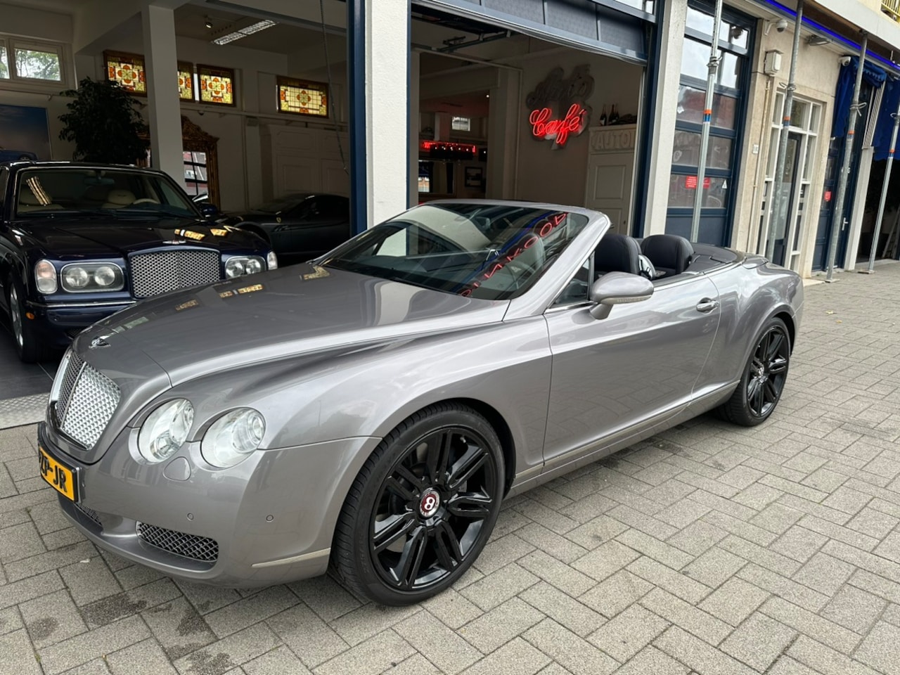 Bentley Continental GTC - 6.0 W12 ORIGINEEL NL AUTO. NIEUWE VELGEN (10.000 EURO) AUTO VAN 1 EIGENAAR. - AutoWereld.nl