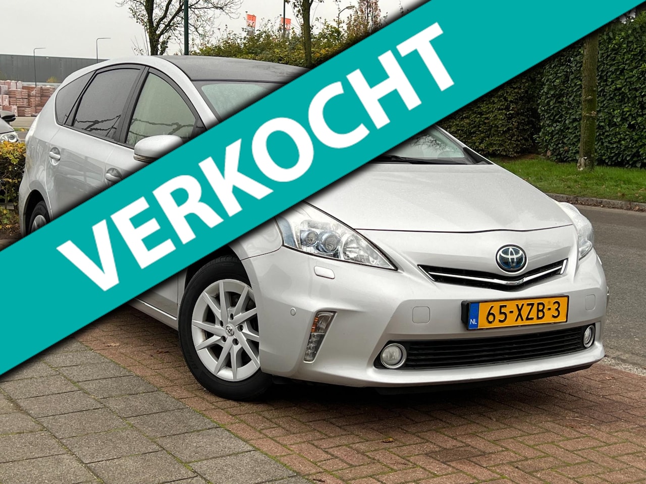 Toyota Prius Wagon - 1.8 Dynamic *7-Pers|Automaat & Hybride Zuinigheid! Panoramadak Trekhaak - AutoWereld.nl