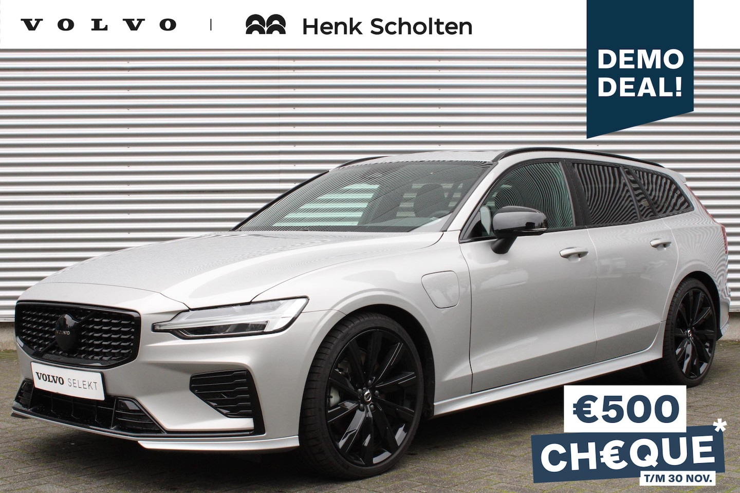 Volvo V60 - T6 Plug-in Hybrid AWD Plus Dark, 20" Lichtmetalen Velgen Met Zwarte Coating, Henk Scholten - AutoWereld.nl