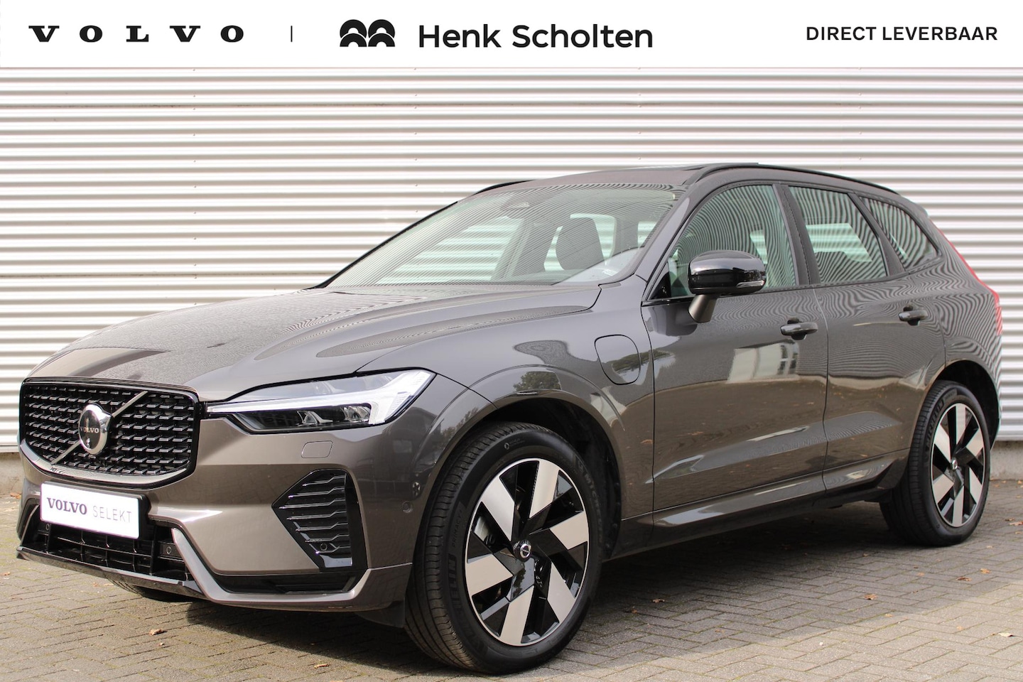 Volvo XC60 - T6 AWD 350PK AUT8 Ultimate Dark, Trekhaak, Harman Kardon Audio, Elektrisch Verstelb. Bestu - AutoWereld.nl