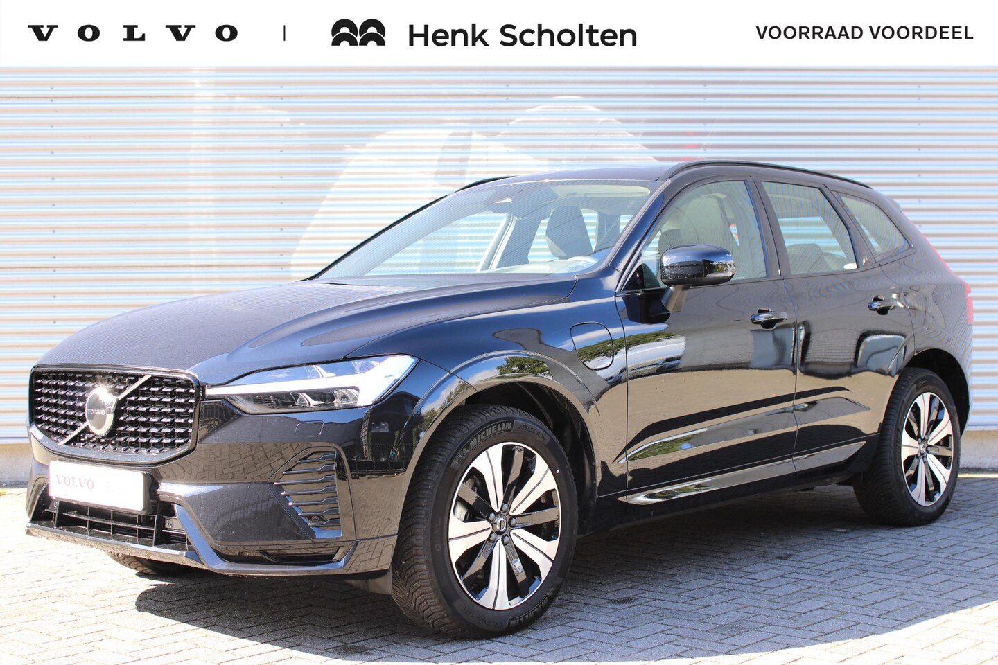 Volvo XC60 - Recharge T6 AWD AUT8 350PK Plus Dark, Power Seats Met Geheugenfunctie, Panoramisch Schuif- - AutoWereld.nl