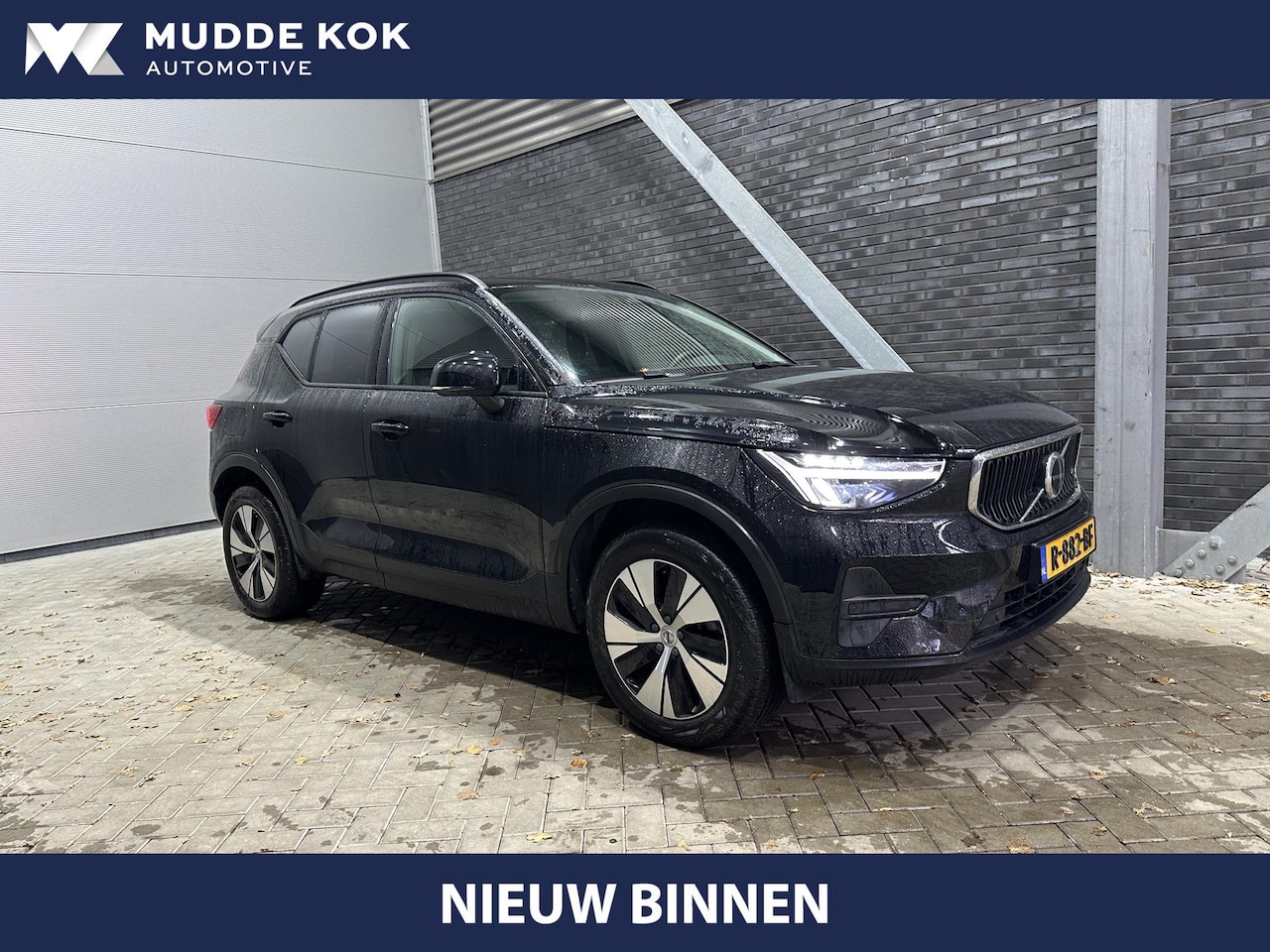 Volvo XC40 - 2.0 B3 | Automaat | Camera | PDC V+A | Getint Glas | 18 Inch - AutoWereld.nl