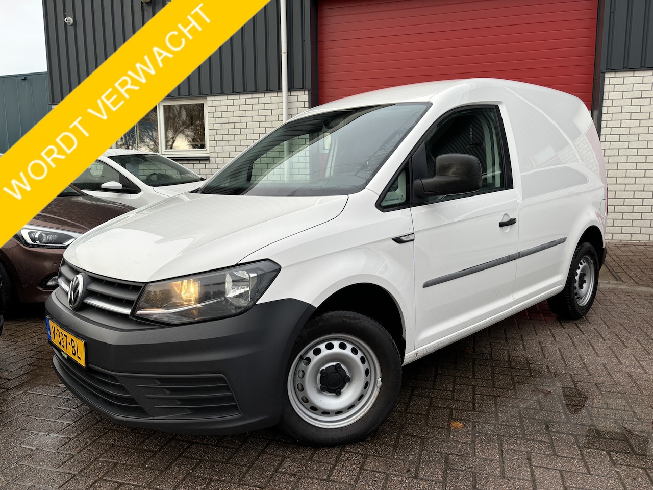 Volkswagen Caddy - 2.0 TDI L1H1 BMT Trendline TREKHAAK / AIRCO / CRUISE / BLUETOOTH - AutoWereld.nl