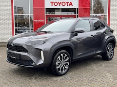 Toyota Yaris Cross - 1.5 HYBRID STYLE PANO-DAK STOEL/STUURVERW NAVI APPLE/ANDROID ELEK-ACHTERKLEP 17" LM-VELGEN