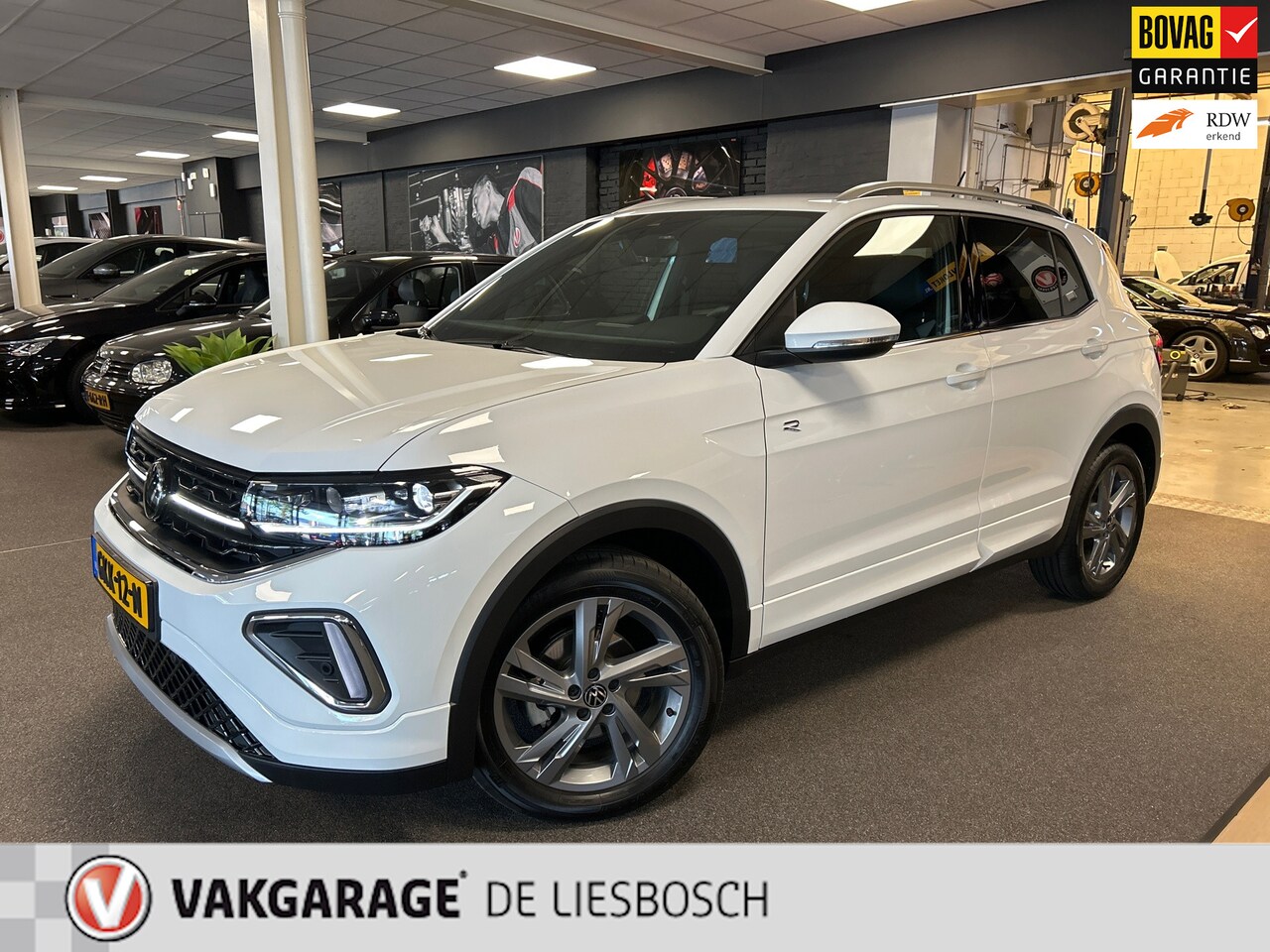 Volkswagen T-Cross - 1.0 TSI R-Line 1.0 TSI R-Line,Business,IQ.,vitual cockpit,camera,clima,media - AutoWereld.nl