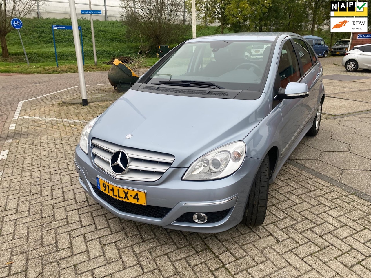 Mercedes-Benz B-klasse - 160 BlueEFFICIENCY Business Class 160 BlueEFFICIENCY Business Class - AutoWereld.nl