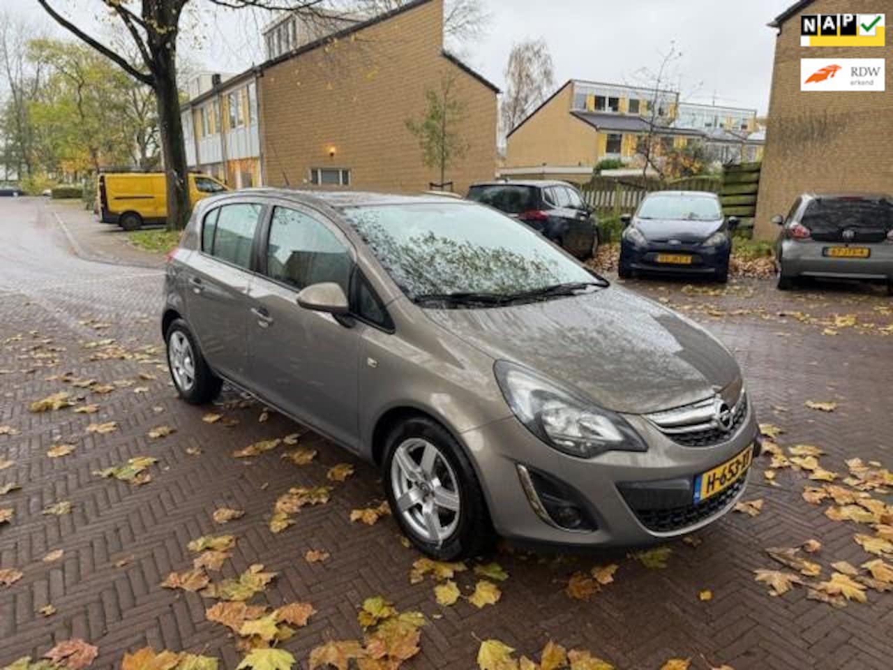 Opel Corsa - Airco / bouwjaar 2014 / 111.000 km / 5 deurs - AutoWereld.nl