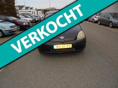 Toyota Yaris - 1.0-16V VVT-i Luna Heel weinig kilometer met{Nap}