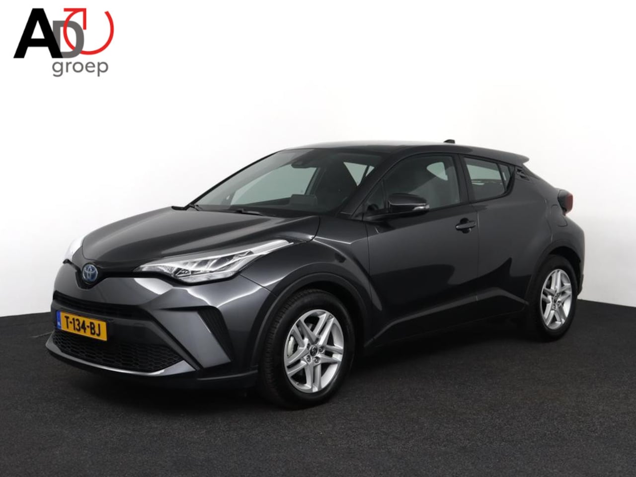 Toyota C-HR - 1.8 Hybrid Active | Nieuw geleverd | Apple carplay & Android auto | - AutoWereld.nl