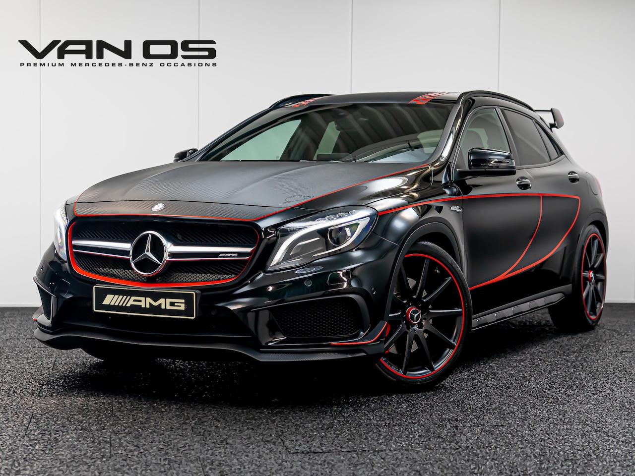 Mercedes-Benz GLA-Klasse - AMG 45 4MATIC | Schaalstoelen | Capristo uitlaat - AutoWereld.nl