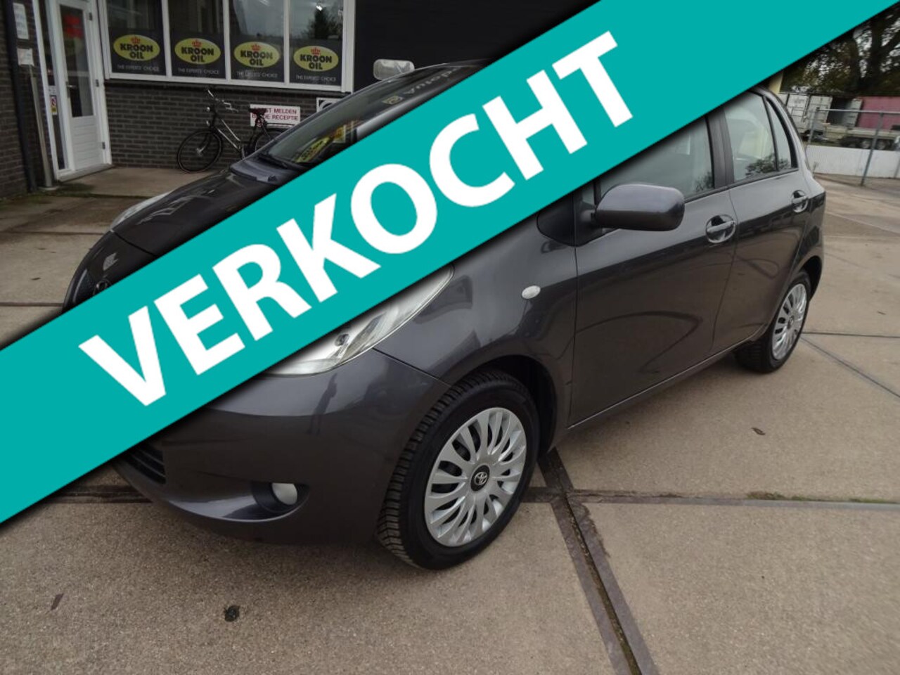 Toyota Yaris - 1.3 VVT-i Sol 1.3 VVTi Sol - AutoWereld.nl