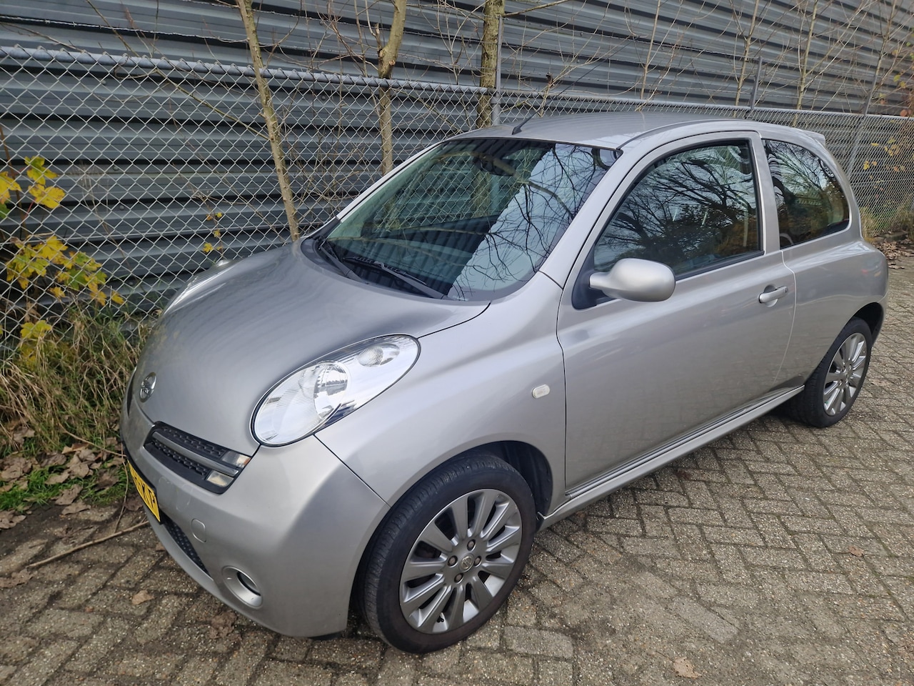 Nissan Micra - 1.6 160SR 1.6 160SR - AutoWereld.nl