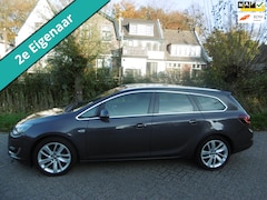 Opel Astra Sports Tourer - 1.4 Turbo Sport + 140pk 2e eig. Xenon Navi Trekhaak