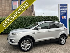 Ford Kuga - 1.5 Titanium Styling Pack 4WD Climate C, Cruise C, Navigatie, Leder Int