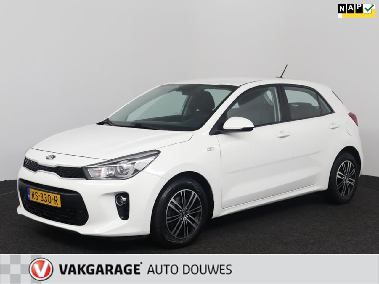 Kia Rio - 1.0 TGDI ComfortPlusLine Navigator |NAP | Cruise | 5drs. | Camera | Carplay | DAB - AutoWereld.nl