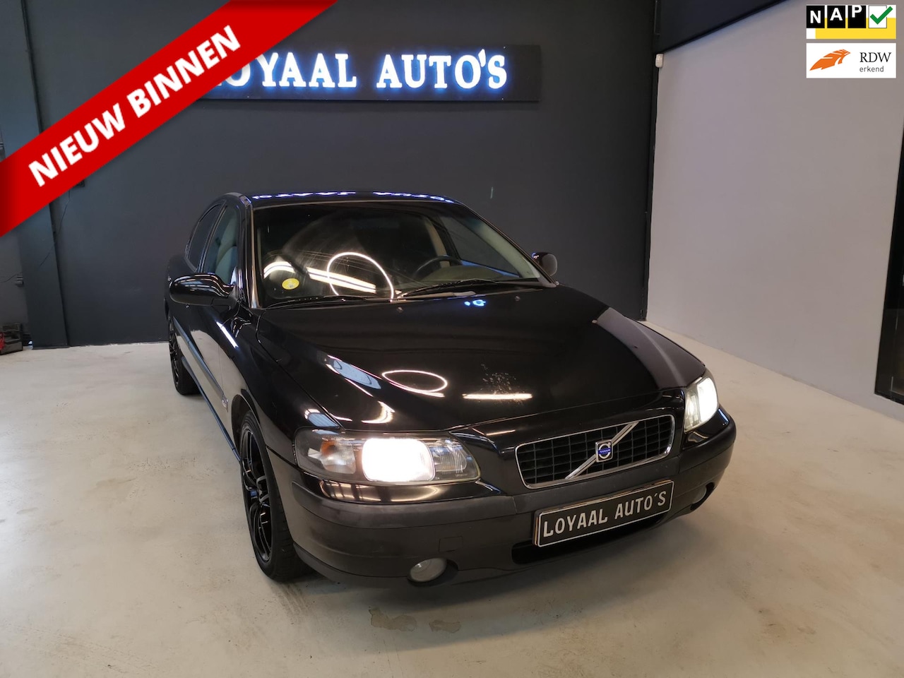 Volvo S60 - 2.4 2.4 - AutoWereld.nl