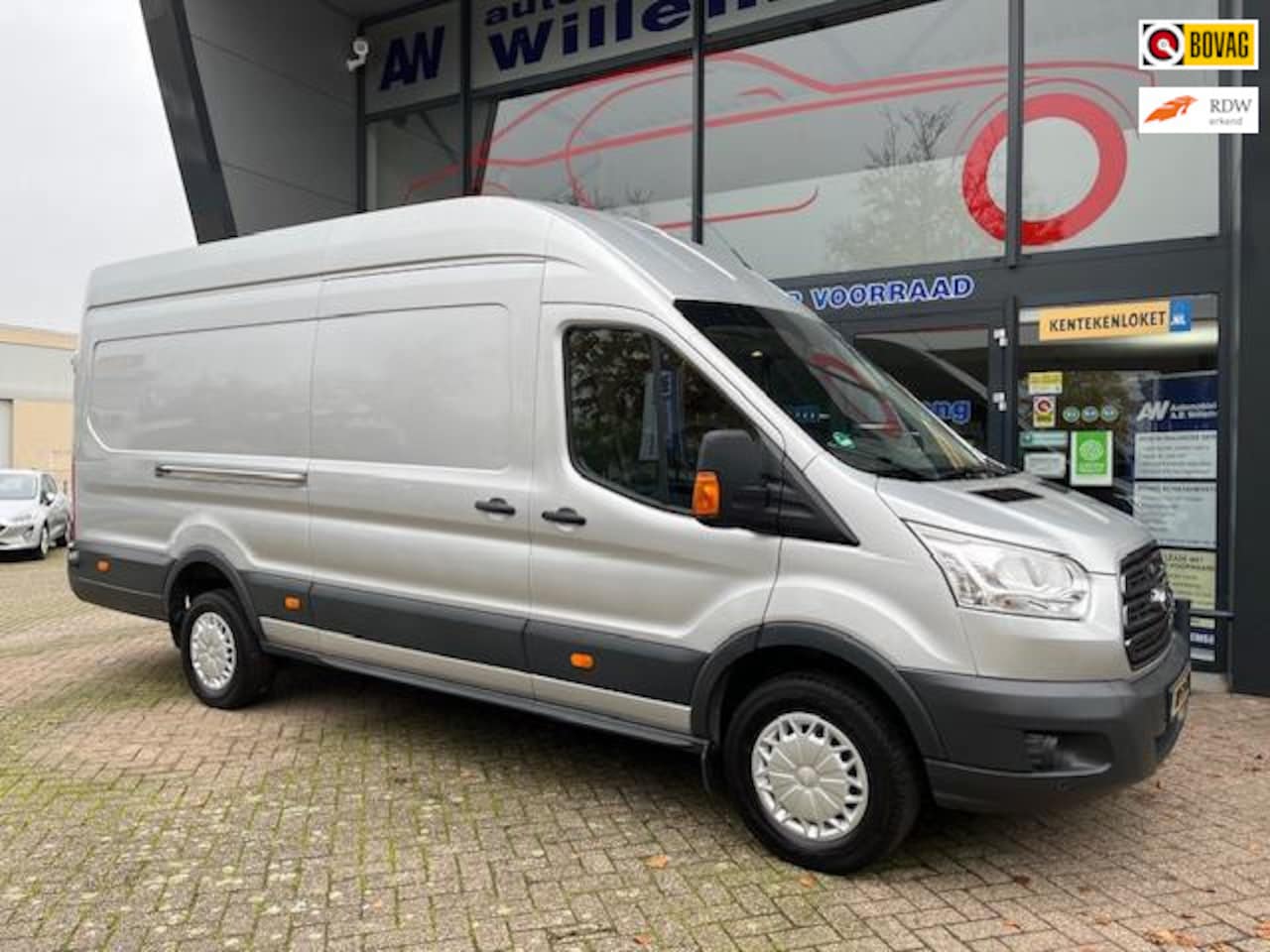 Ford Transit - 350 2.2 TDCI L3H3 DC Trend 350 2.2 TDCI L3H3 DC Trend - AutoWereld.nl