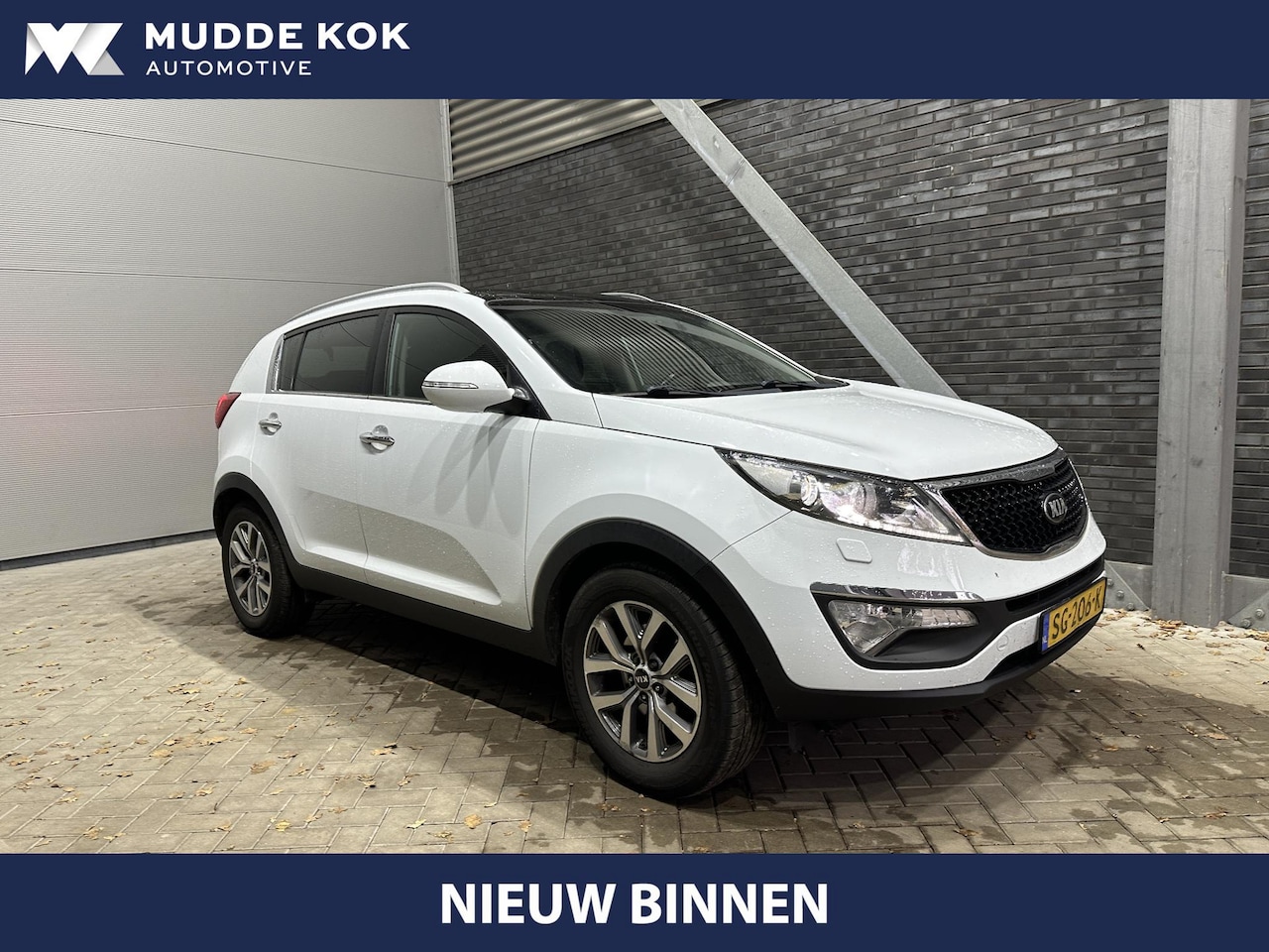 Kia Sportage - 1.6 GDI DynamicPlusLine | Panoramadak | Trekhaak | Camera | Getint Glas - AutoWereld.nl