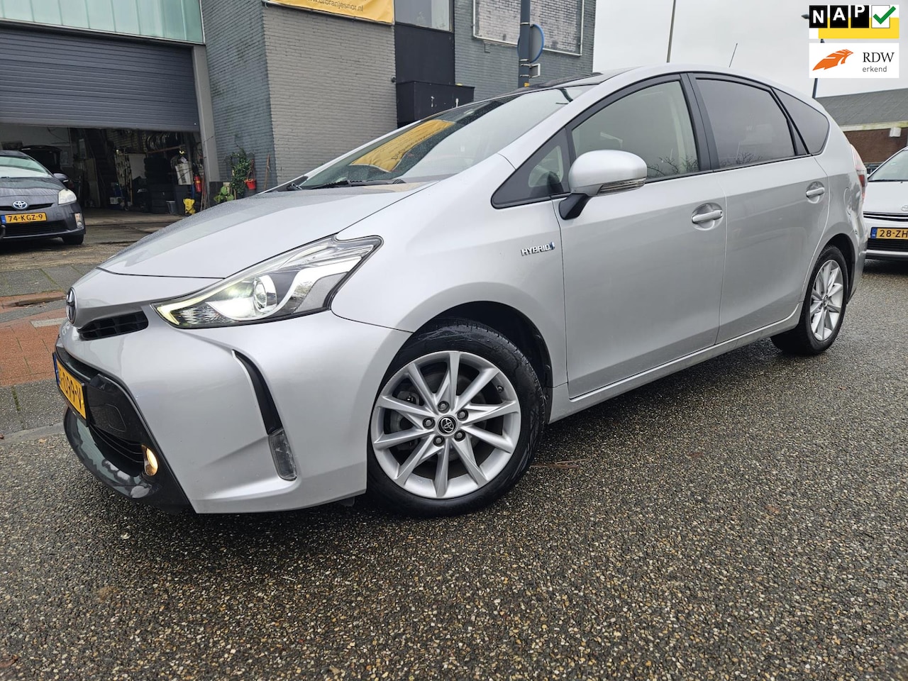 Toyota Prius Wagon - 1.8 Lease Facelift 143k km NAP - AutoWereld.nl