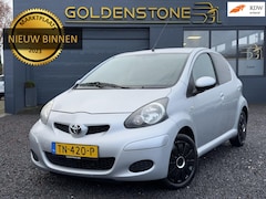 Toyota Aygo - 1.0-12V Aspiration Red 2e Eigenaar, Navi, Airco, Elektr. Ramen, APK tot 10-2025