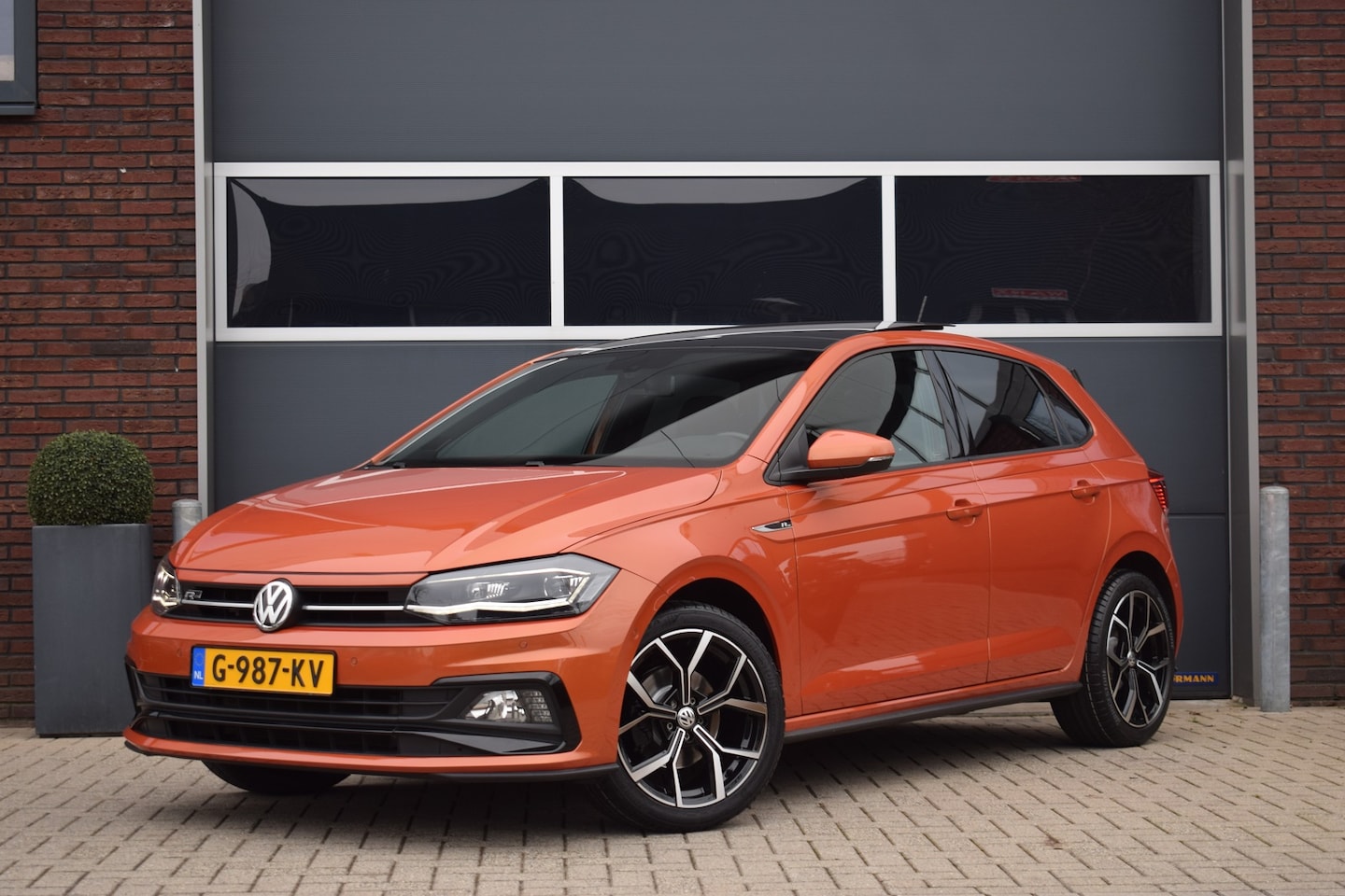 Volkswagen Polo - 1.0 TSI 116pk R-line | Pano | Virtual | Camera | LED | 17" - AutoWereld.nl