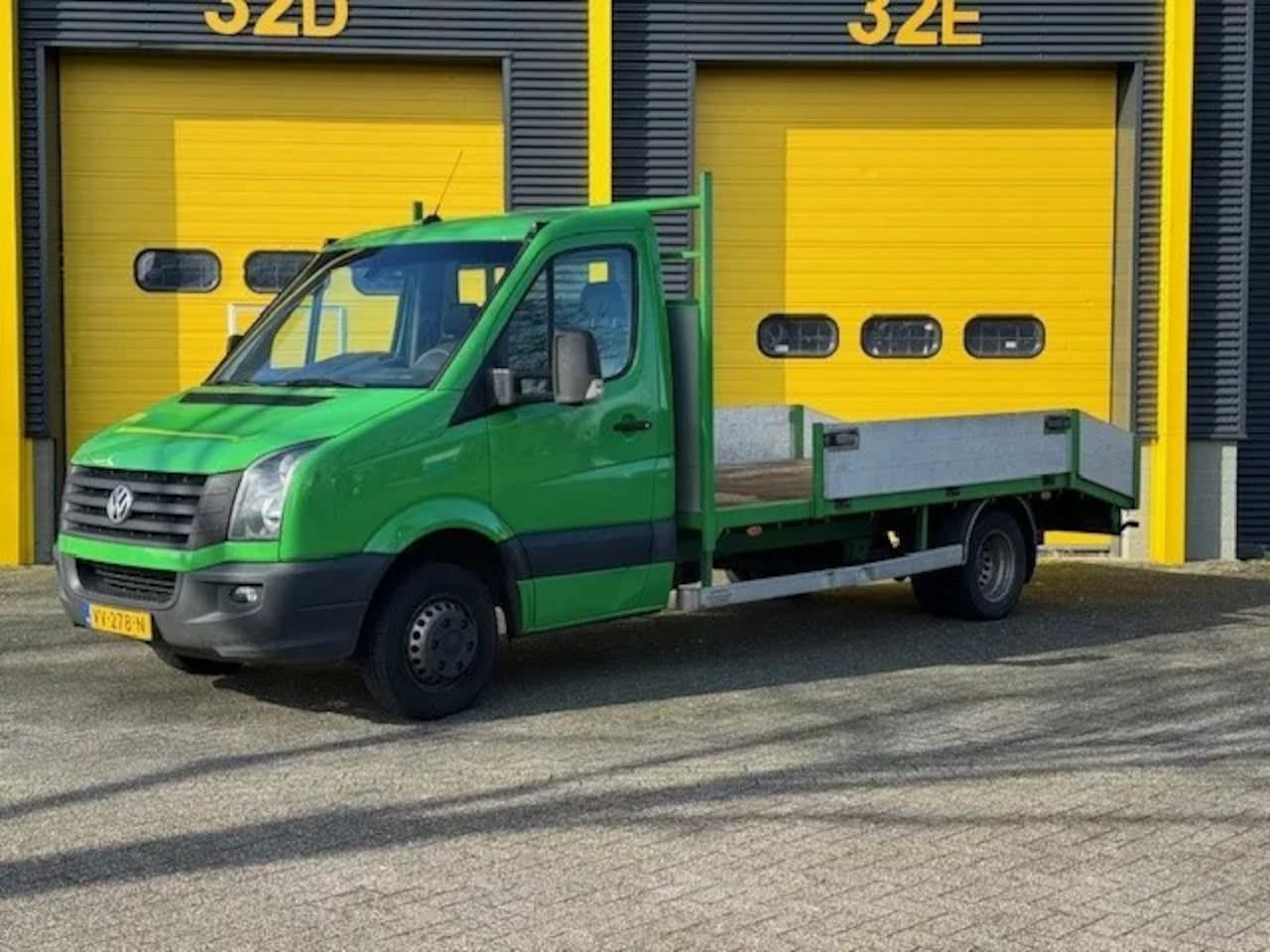 Volkswagen Crafter - CRAFTER2.0TDI 136PK Airco/Cruise/3500KG. - AutoWereld.nl