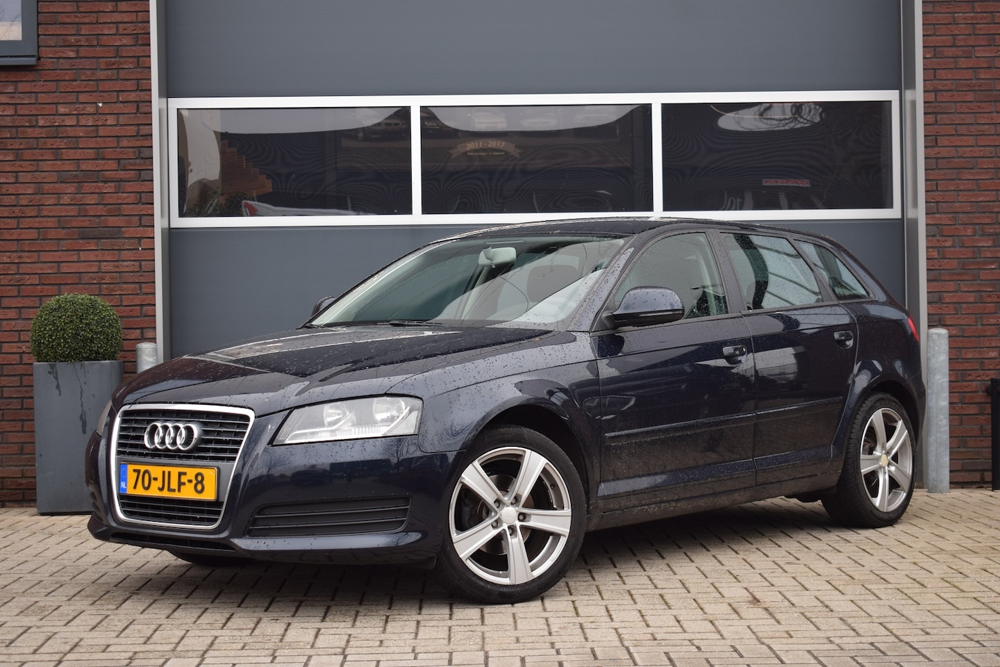 Audi A3 Sportback - 1.6 Attraction Clima - Cruise - 17" - AutoWereld.nl