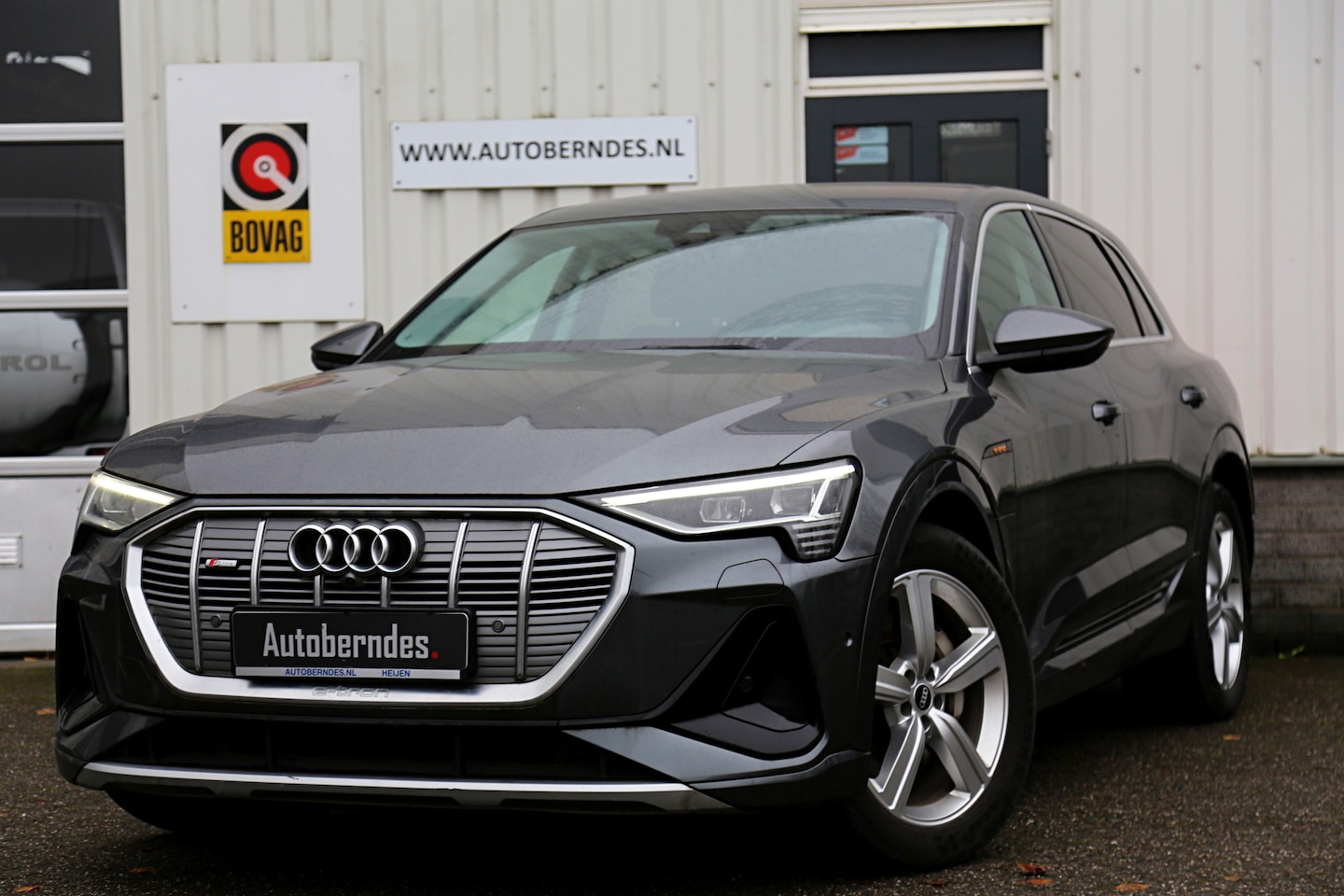 Audi e-tron - 55 quattro S-Line 408PK 95 kWh*Excl. BTW*Adapt. Luchtvering/Sportstoelen Leder/ACC/Afneemb - AutoWereld.nl