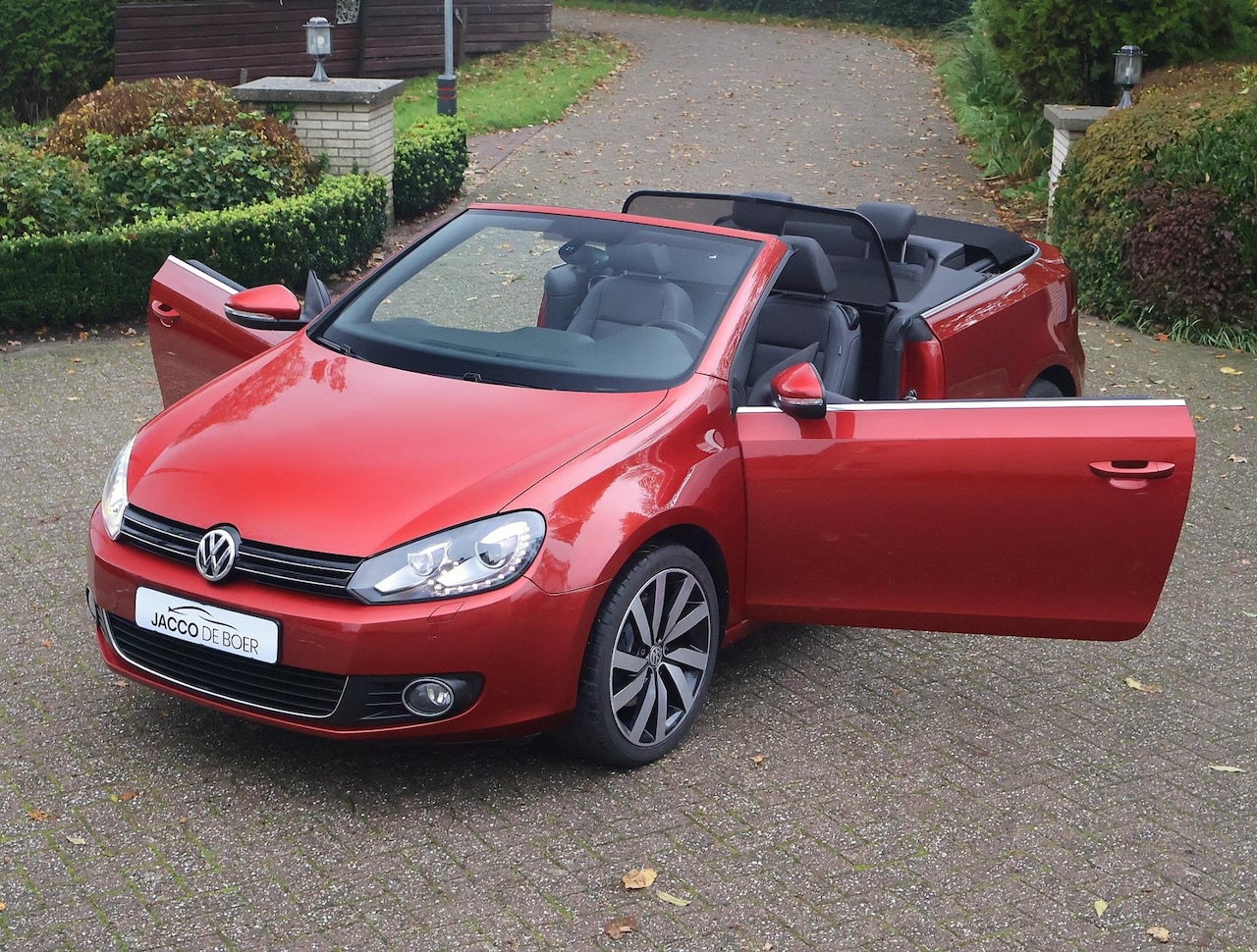 Volkswagen Golf Cabriolet - 1.4 TSI 160pk Exclusive 1eEigen./Leer/Xenon/Led/Stoelverw. - AutoWereld.nl