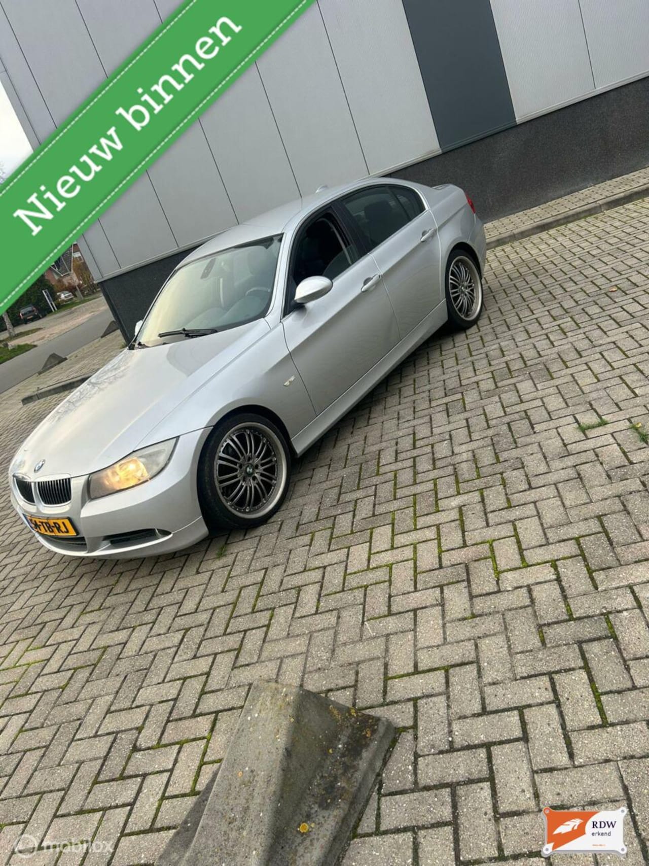 BMW 3-serie - 325i 325i - AutoWereld.nl