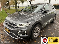 Volkswagen T-Roc - 1.5 TSI StyleITrekhaakI NavigatieI facelift model I