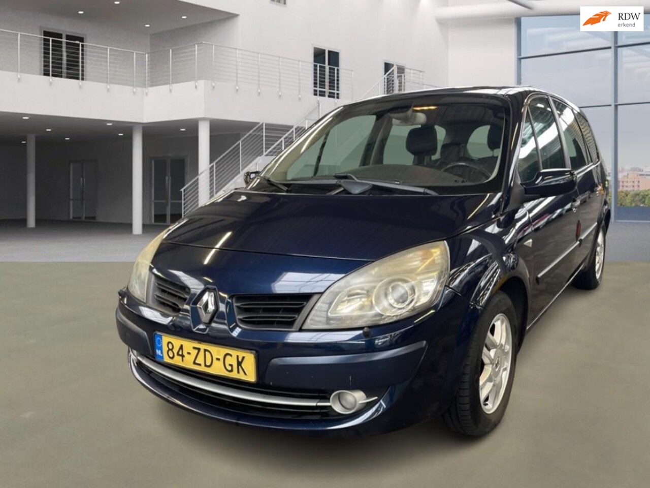 Renault Grand Scénic - 1.6-16V Tech Line PANO NAVI PSENSOR LEDER CRUISE 2 X SLEUTELS - AutoWereld.nl