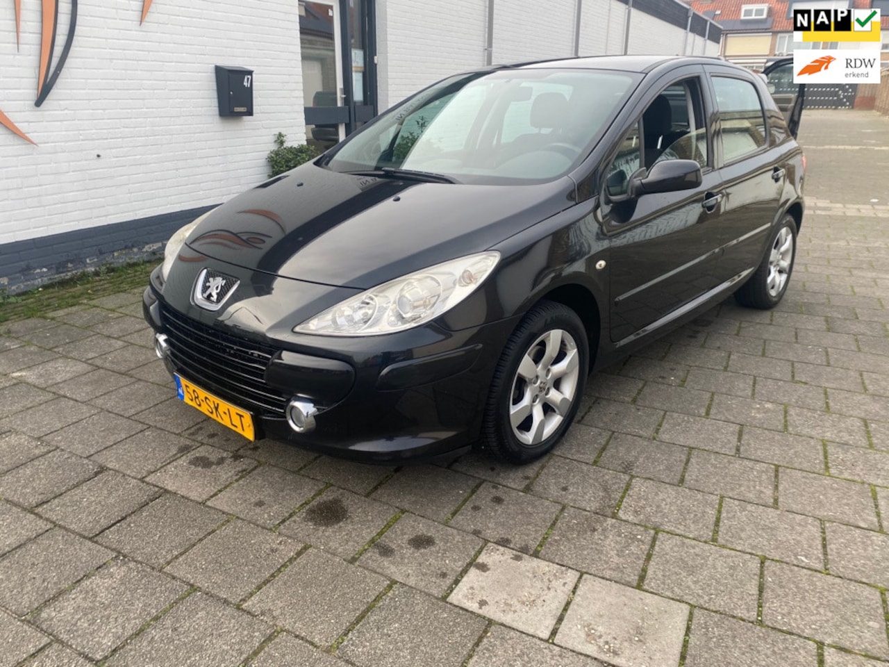 Peugeot 307 - 2.0-16V XS SPORT **NWE APK** LAGEKM! *BOEKJES* - AutoWereld.nl