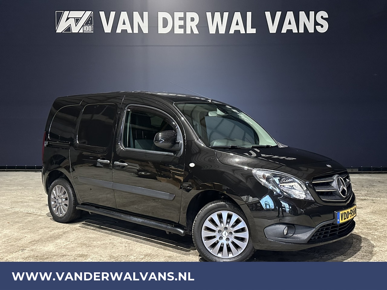 Mercedes-Benz Citan - 109 CDI 90pk L1H1 Euro6 Airco | Cruisecontrol | Parkeersensoren | Sidebars Lichtmetalen ve - AutoWereld.nl