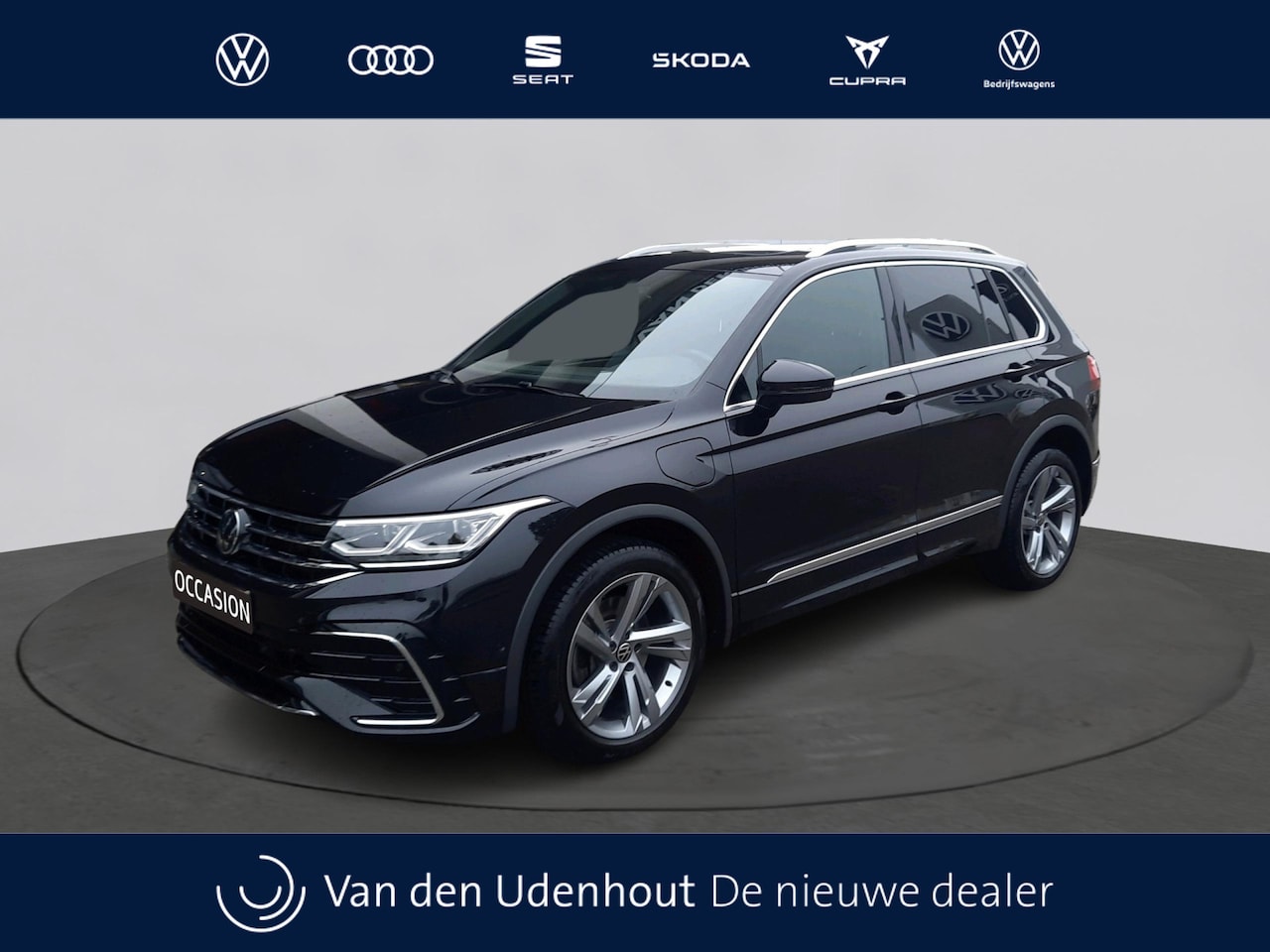 Volkswagen Tiguan - 1.4 TSI eHybrid R-Line Business+ | Trekhaak | Panoramadak - AutoWereld.nl