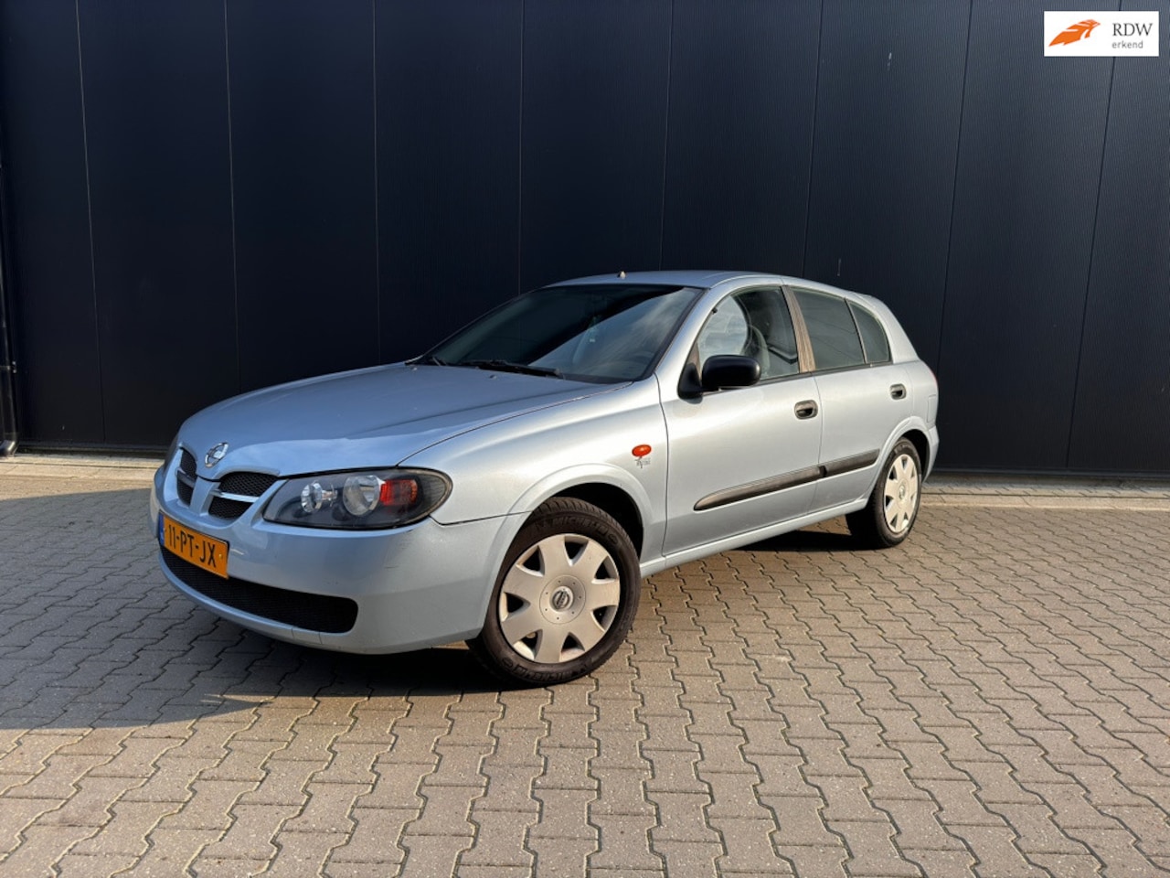 Nissan Almera - 1.5 Visia 1.5 Visia - AutoWereld.nl