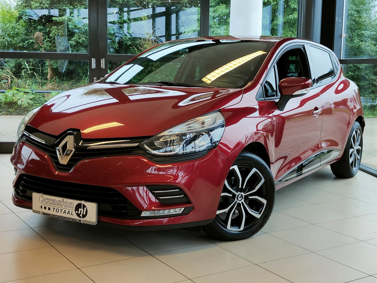 Renault Clio - 0.9 TCe Zen | DAB | Navigatie | Cruise - AutoWereld.nl