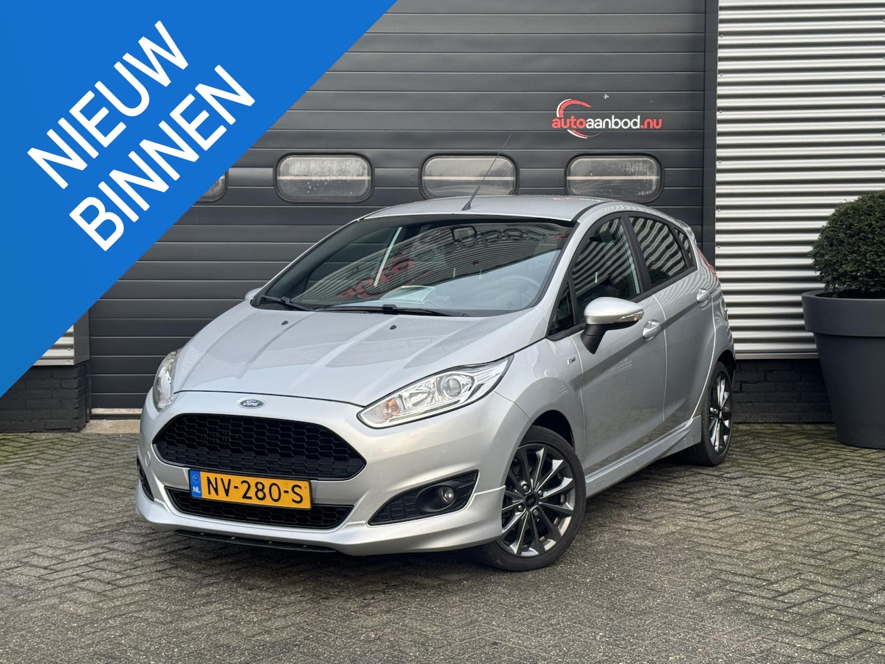 Ford Fiesta - 1.0 EcoBoost ST Line | Navigatie | Carplay | Parkeersenoren | Lichtmetalen Velgen | Cruise - AutoWereld.nl